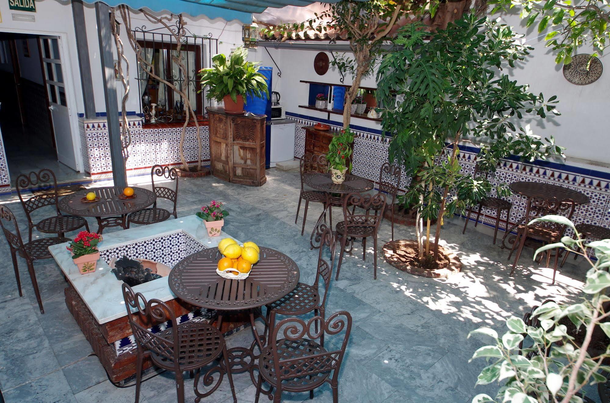 Pension Aduar Marbella Exterior photo